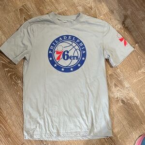 NBA Philadelphia 76ers Gray Short Sleeve Tee